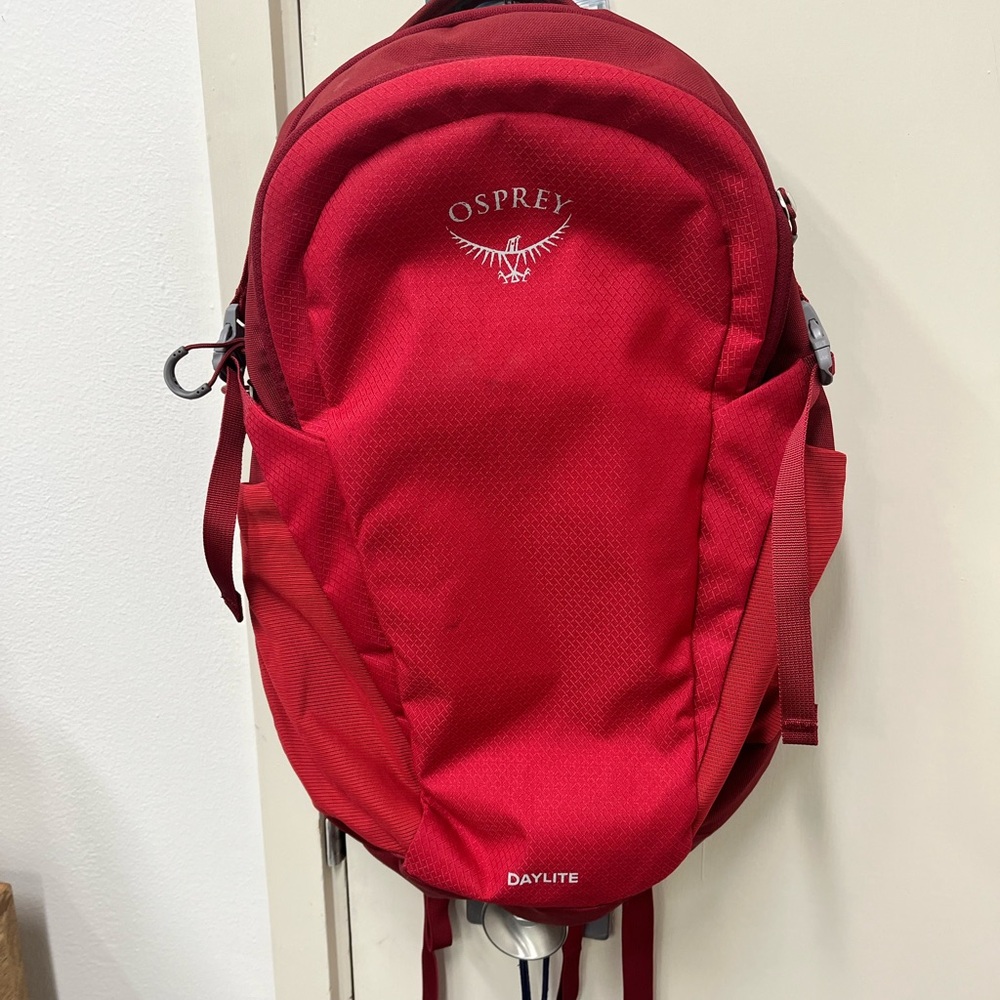 OSPREY Daylite Red Backpack